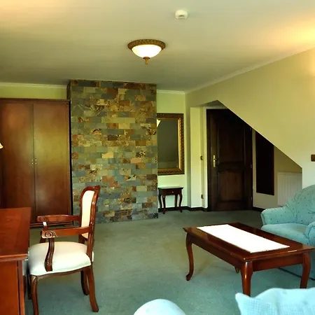 Zacisze Bed & Breakfast 3*