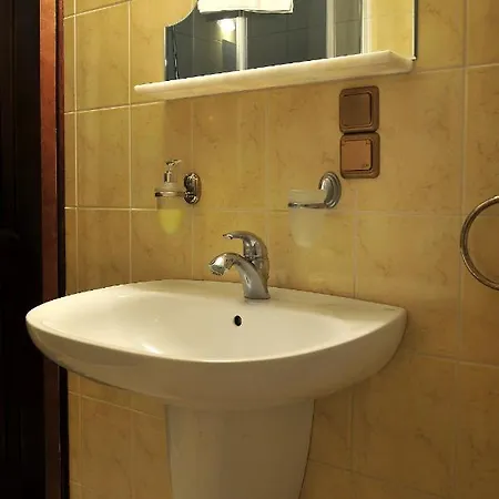 Bed & Breakfast Zacisze 3*