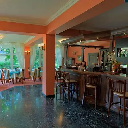 Bed & Breakfast Zacisze 3*