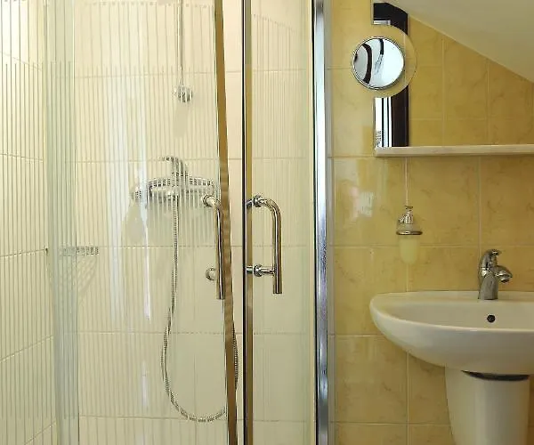 Nocleg ze śniadaniem Zacisze 3*