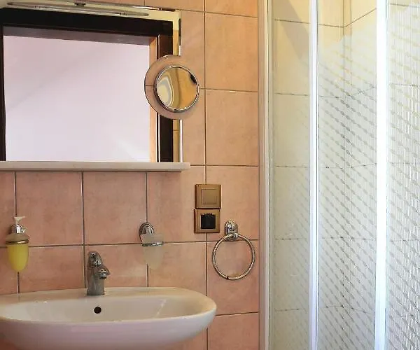 Nocleg ze śniadaniem Zacisze 3*